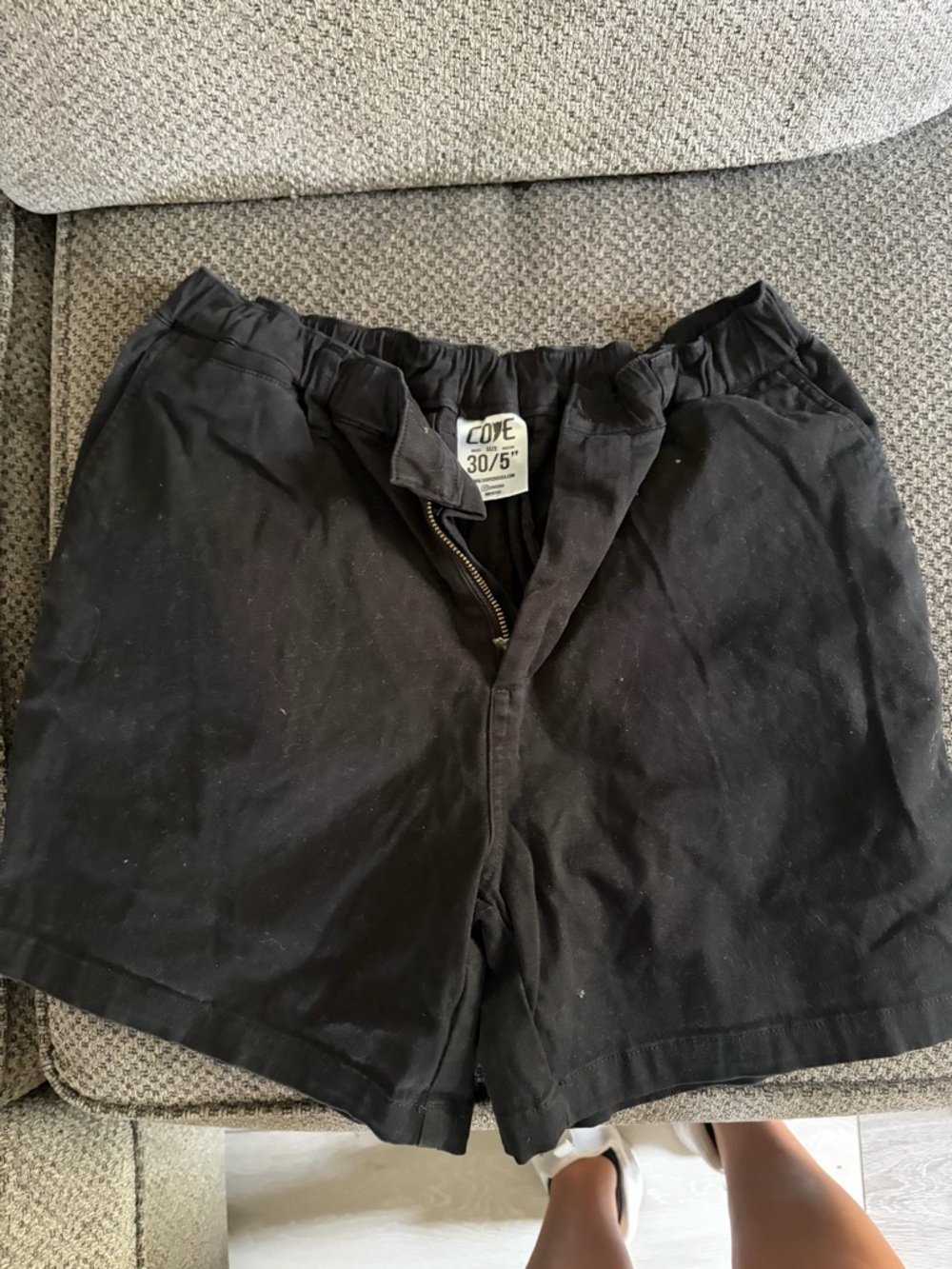 LOVE Black Elastic Waist Zipper Shorts